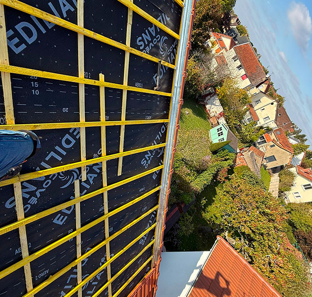 Couverture, charpente, ravalement de façade, zinguerie et ramonage à Montreuil (93100) en Seine-Saint-Denis (93)